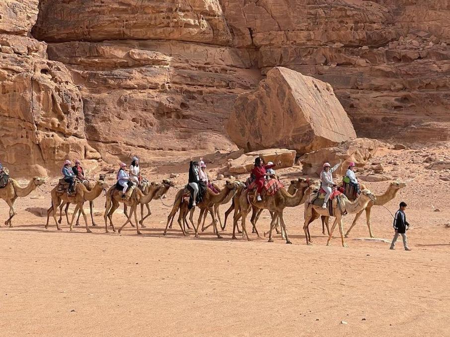 Wadi Rum Fun Time Tour'S Eksteriør billede