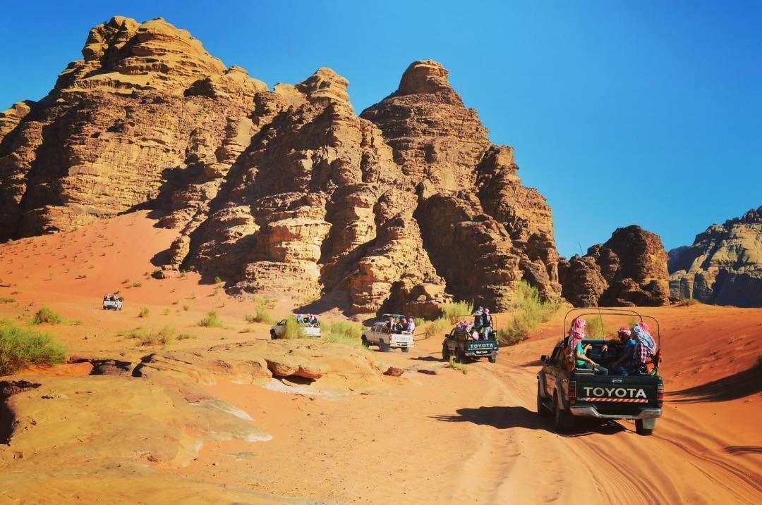 Wadi Rum Fun Time Tour'S Eksteriør billede