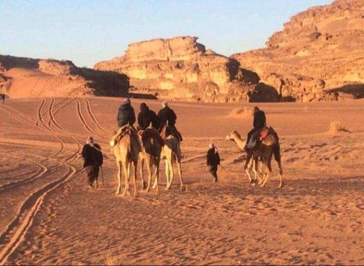 Wadi Rum Fun Time Tour'S Eksteriør billede